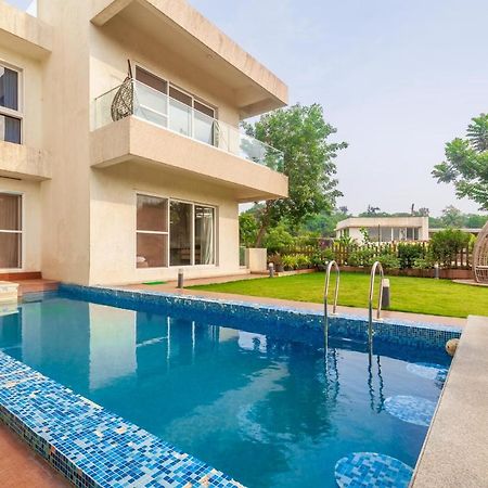 Villa Azul By Stayvista, Offering A Snooker Table, Terrace, Swimming Pool & A Spacious Lawn With A Charming Gazebo For A Perfect Getaway Лонавала Экстерьер фото