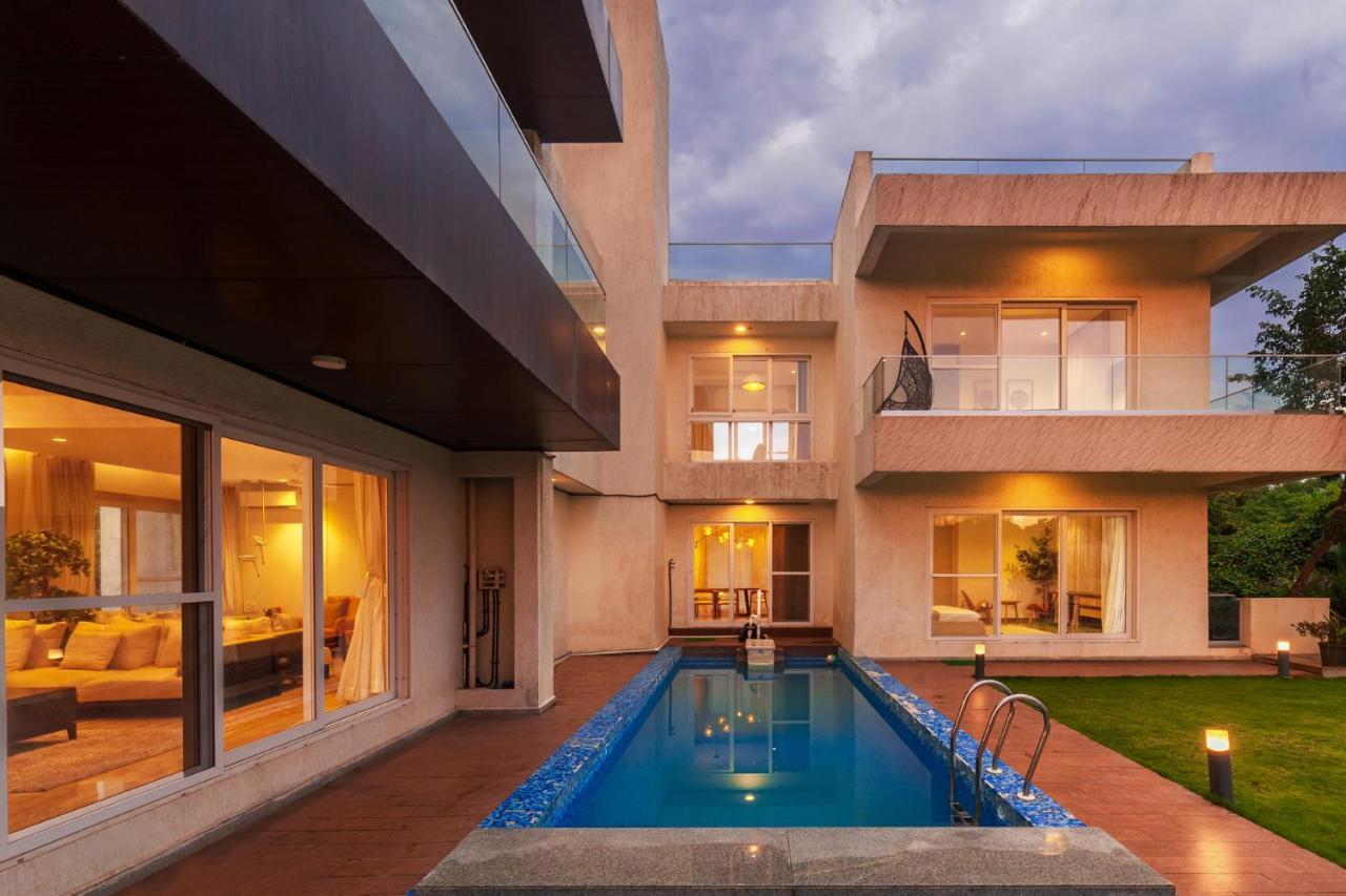 Villa Azul By Stayvista, Offering A Snooker Table, Terrace, Swimming Pool & A Spacious Lawn With A Charming Gazebo For A Perfect Getaway Лонавала Экстерьер фото
