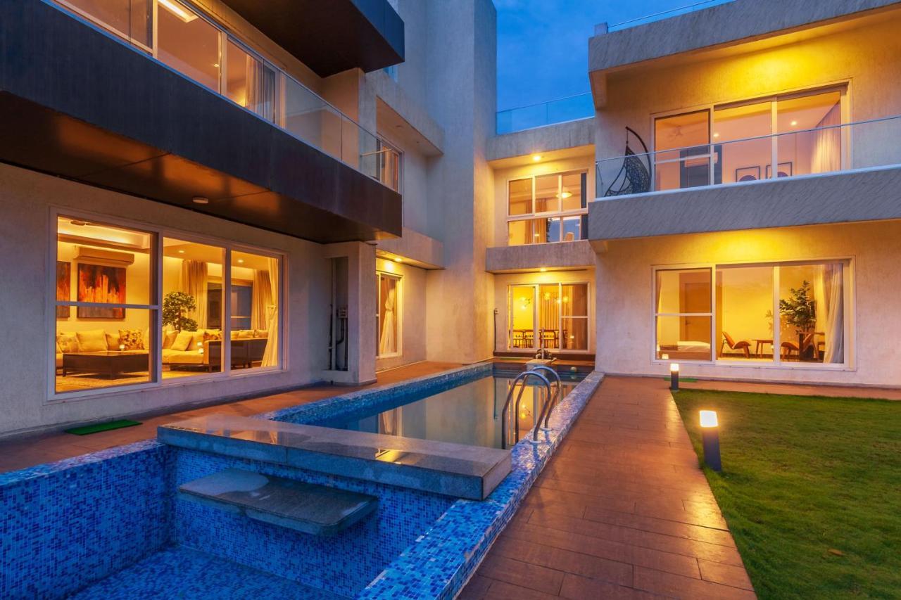 Villa Azul By Stayvista, Offering A Snooker Table, Terrace, Swimming Pool & A Spacious Lawn With A Charming Gazebo For A Perfect Getaway Лонавала Экстерьер фото