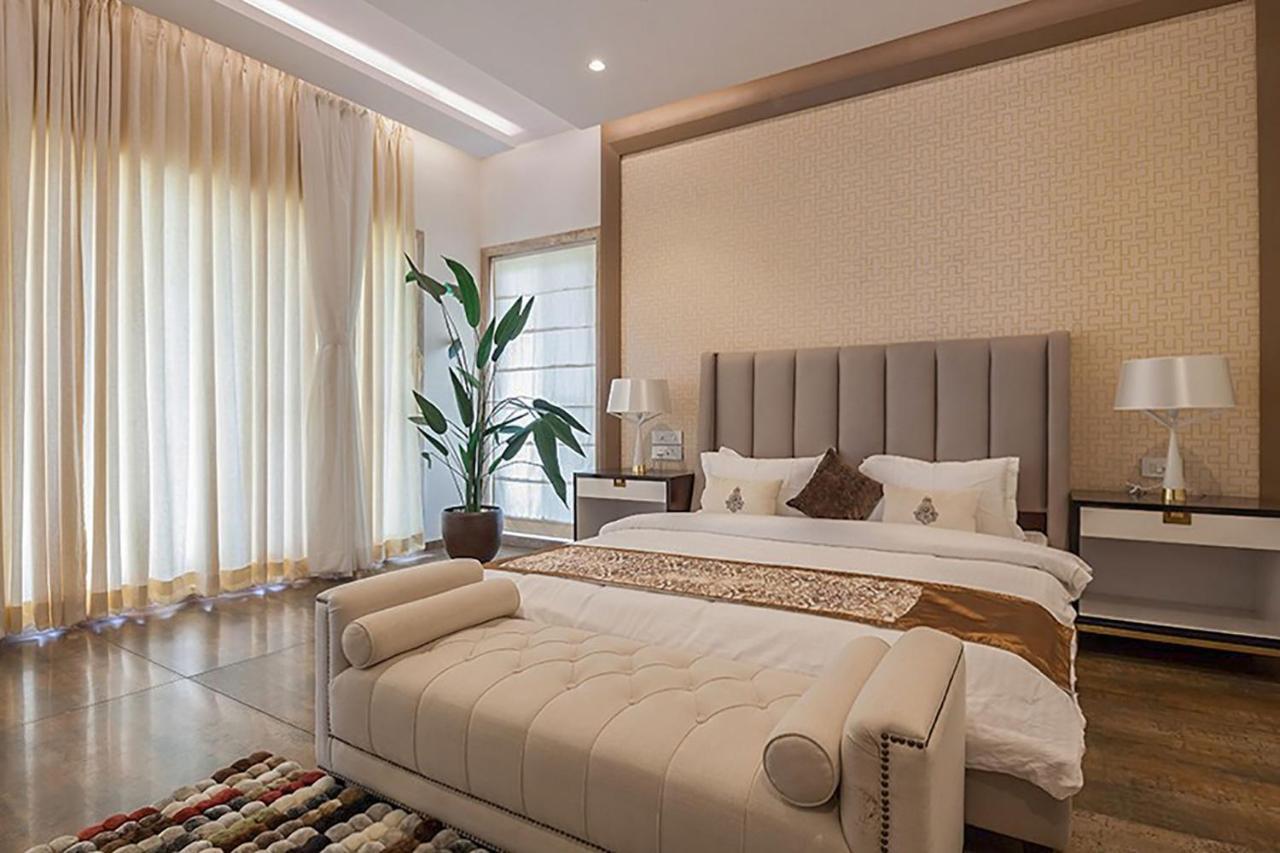 Villa Azul By Stayvista, Offering A Snooker Table, Terrace, Swimming Pool & A Spacious Lawn With A Charming Gazebo For A Perfect Getaway Лонавала Экстерьер фото